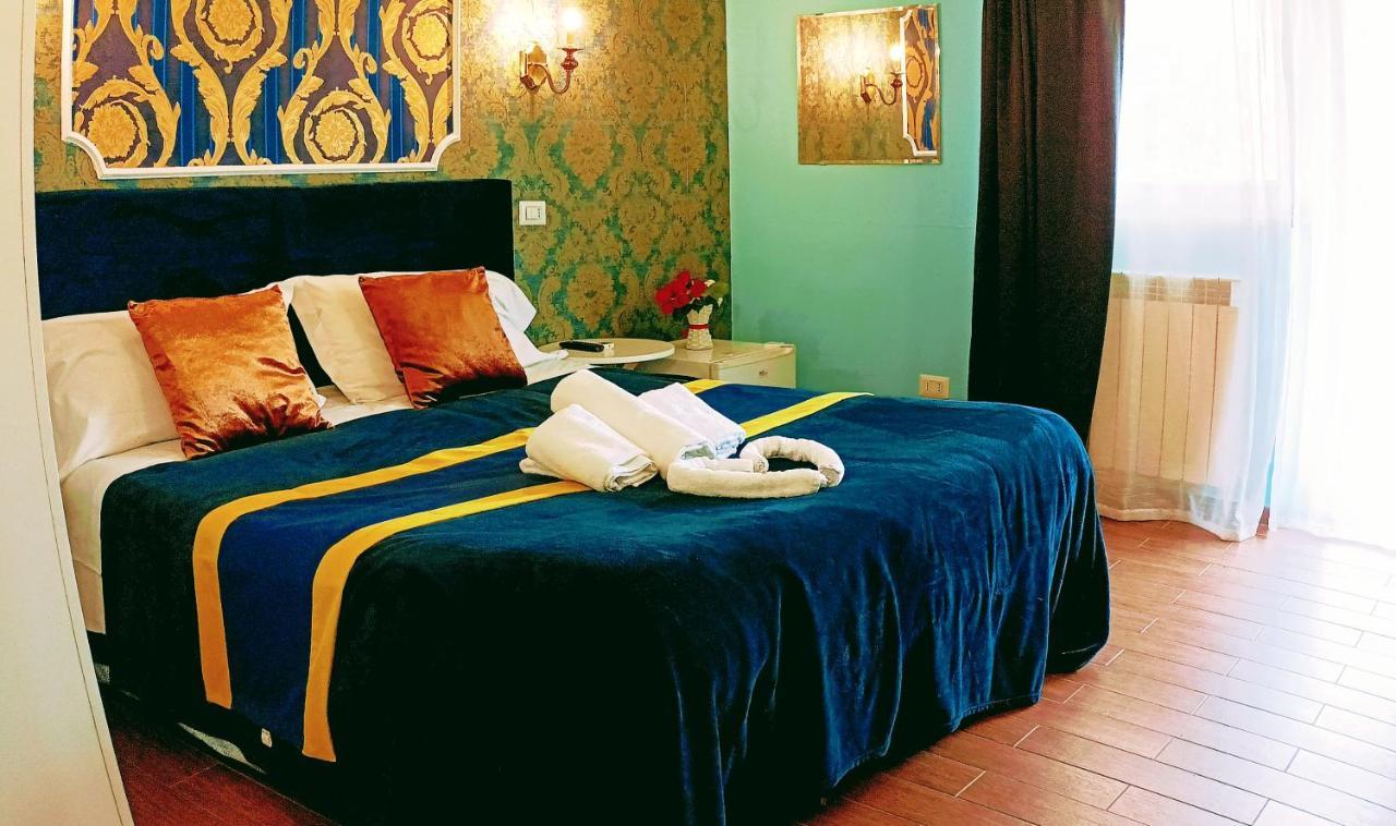 Hotel Magnolia 1000 Mt Dal Casello Вальмонтоне Екстер'єр фото